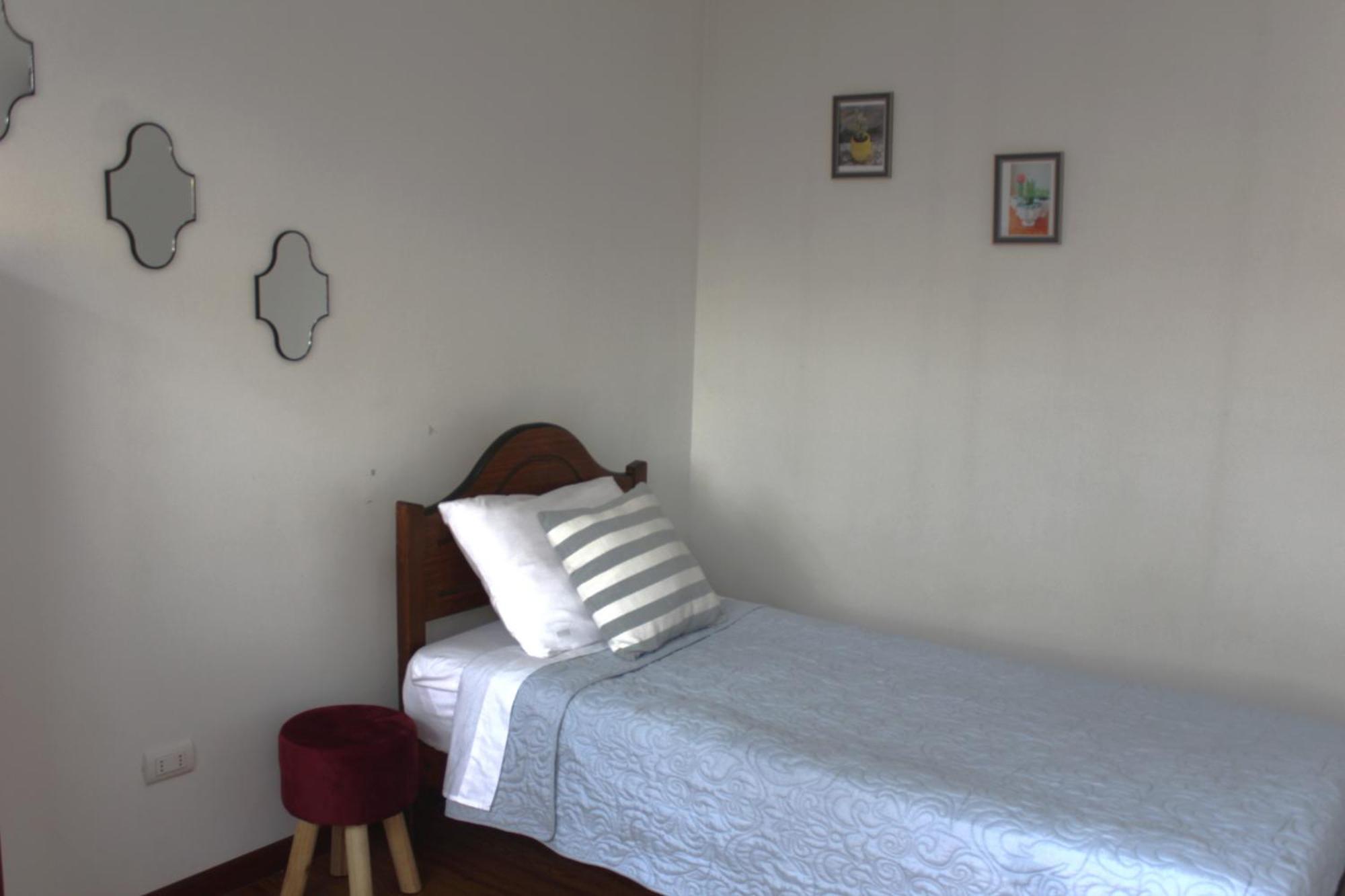 Aero Hostal Santiago Exterior photo